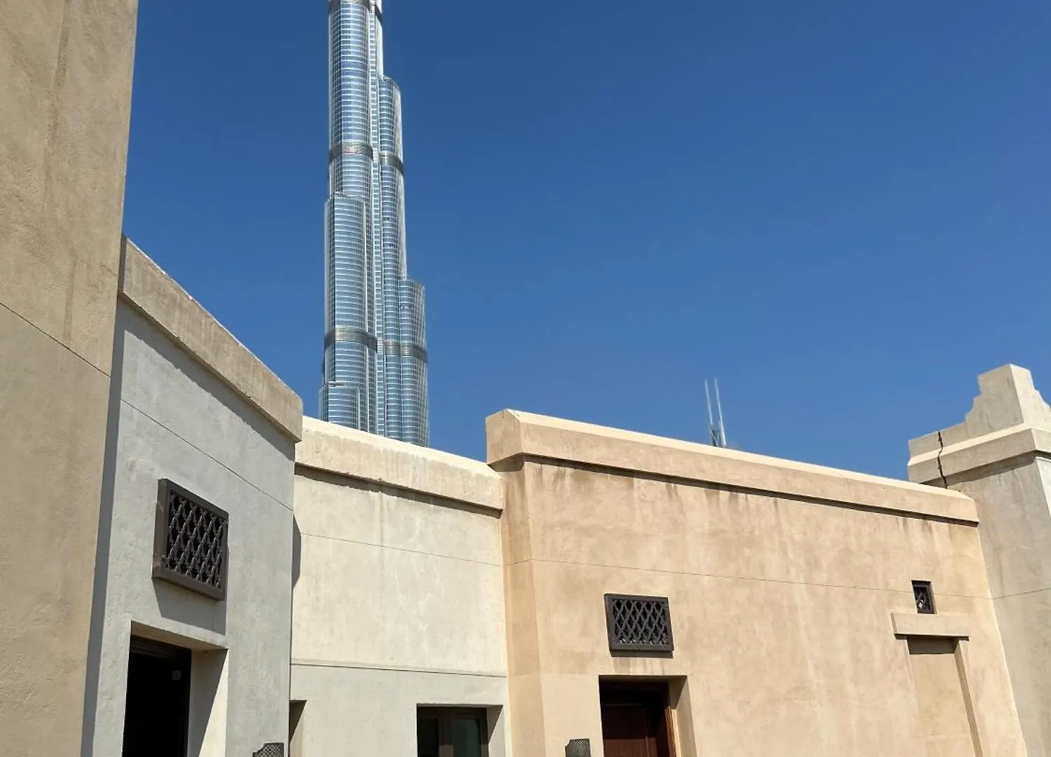 Dubai Mall Aparment 0*,  Emiratos Árabes Unidos